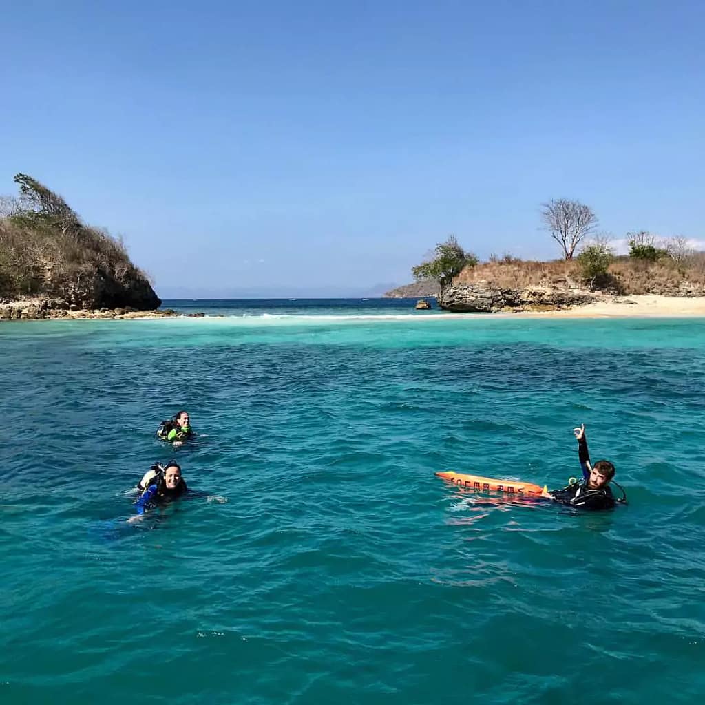 Tourists snorkeling at Beach