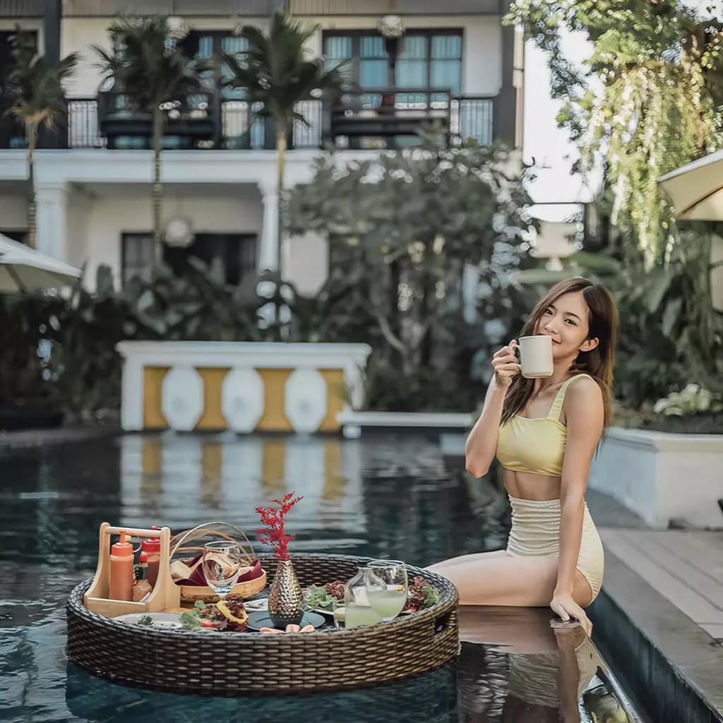 6 Best Floating Breakfasts in Kuta-Legian That Are Totally Instagram-Worthy