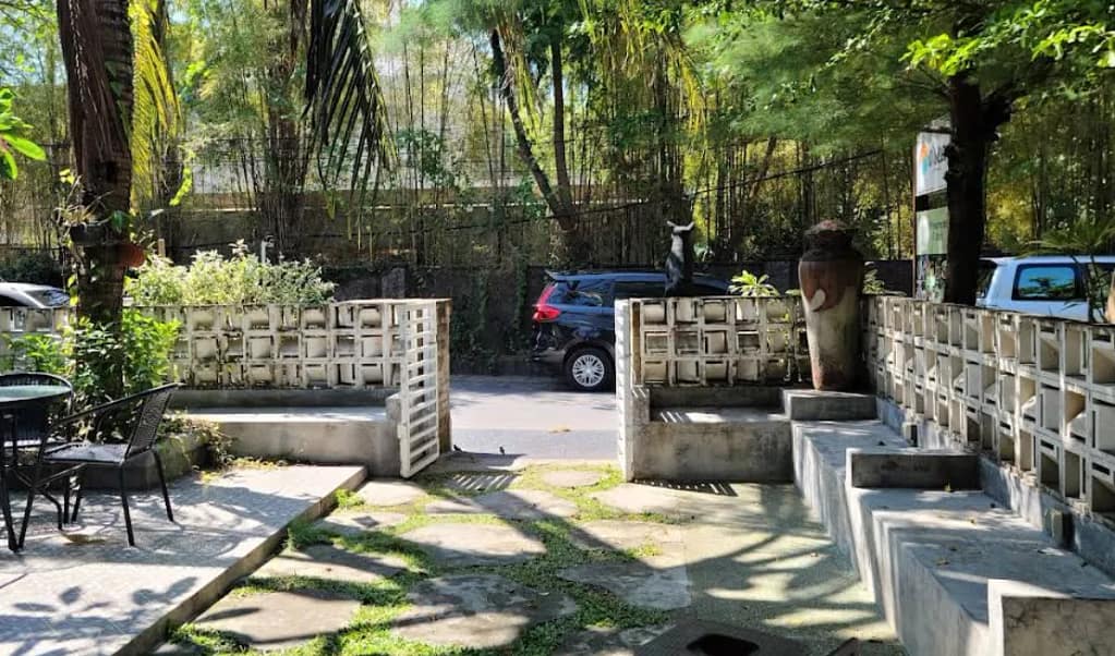 O'sea Coffee and Eatery: The All-Day, Do-Everything Darling - Hidden Coffee Shops in Sanur