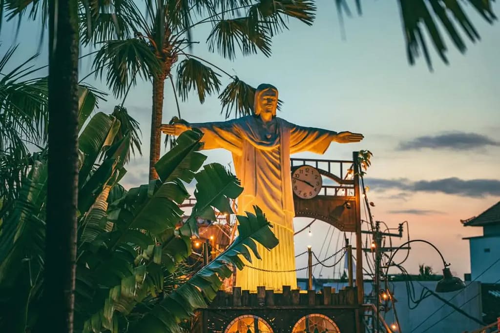 La Favela: Get Lost in a Jungle Fantasy - Unique Restaurants around Kuta Bali