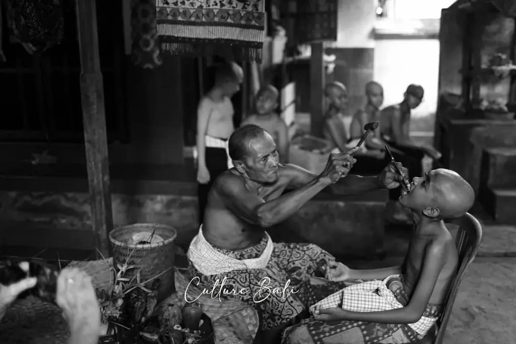 I Komang Suryawan, a local artisan and community leader