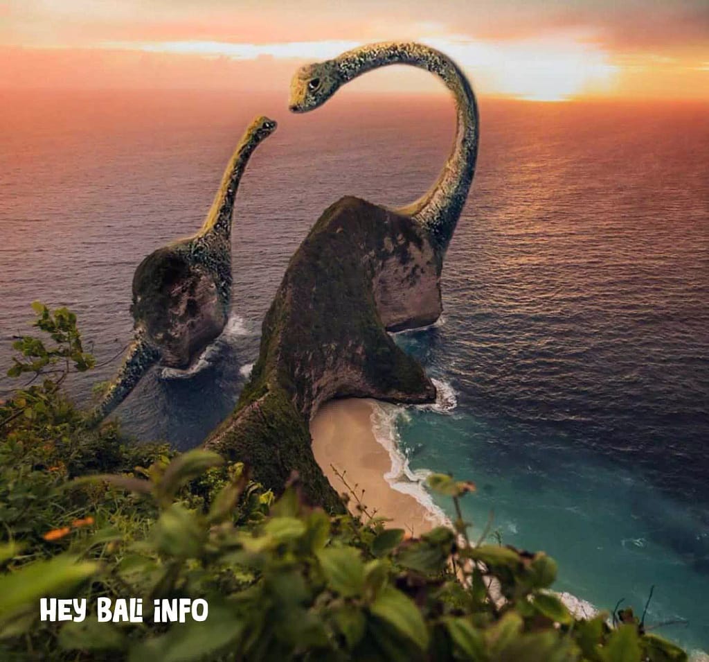 Kelingking Beach Ticket Price - Myth: "Dinosaur fossils are hidden inside!