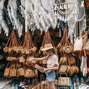 Kuta Beyond the Postcard: Sunburn, Scams, and the Art of Surviving Tourist Traps (With a Smile)