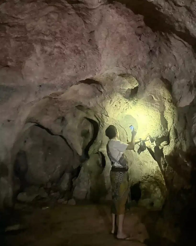 Goa Giri Putri Nusa Penida