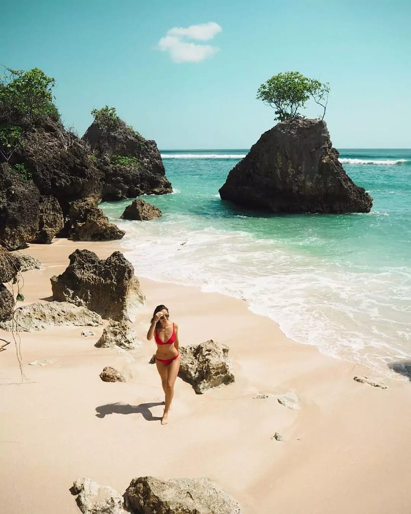 Bali Tourist Traps - Bingin Beach