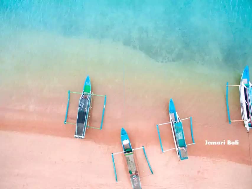 Pink Beach Lombok Hey Bali