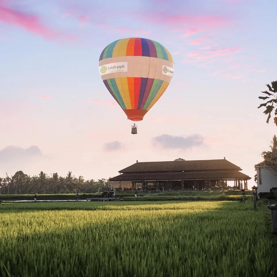 Making Your Decision - Hot Air Balloon Bali